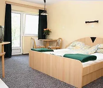 Hotel Arborétum 3*