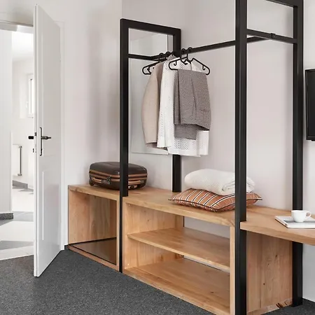 Hotel Arboretum 3*