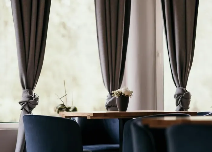 Arboretum Hotel
